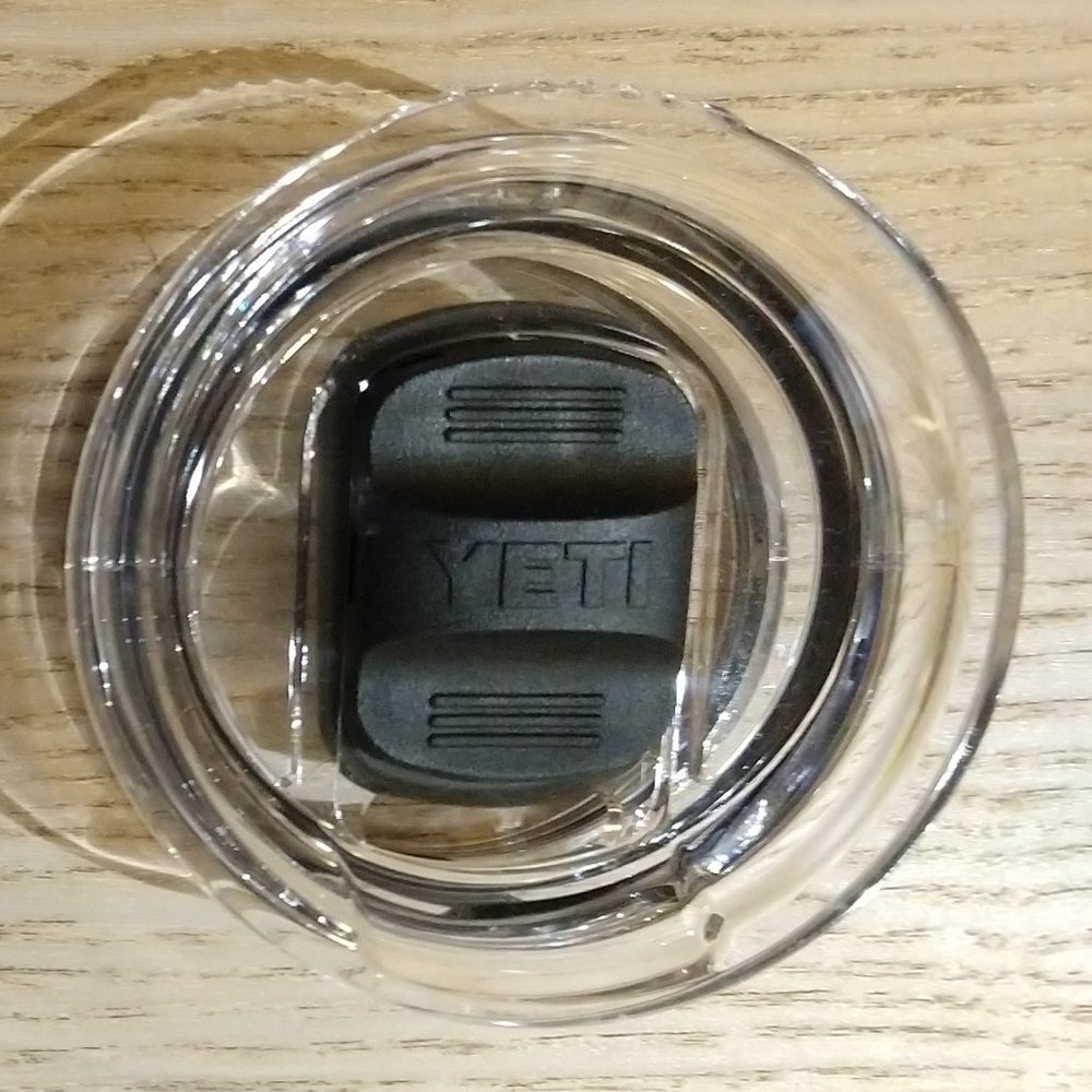 YETI Rambler StrongHold 20 oz Clear BPA-free Lid
